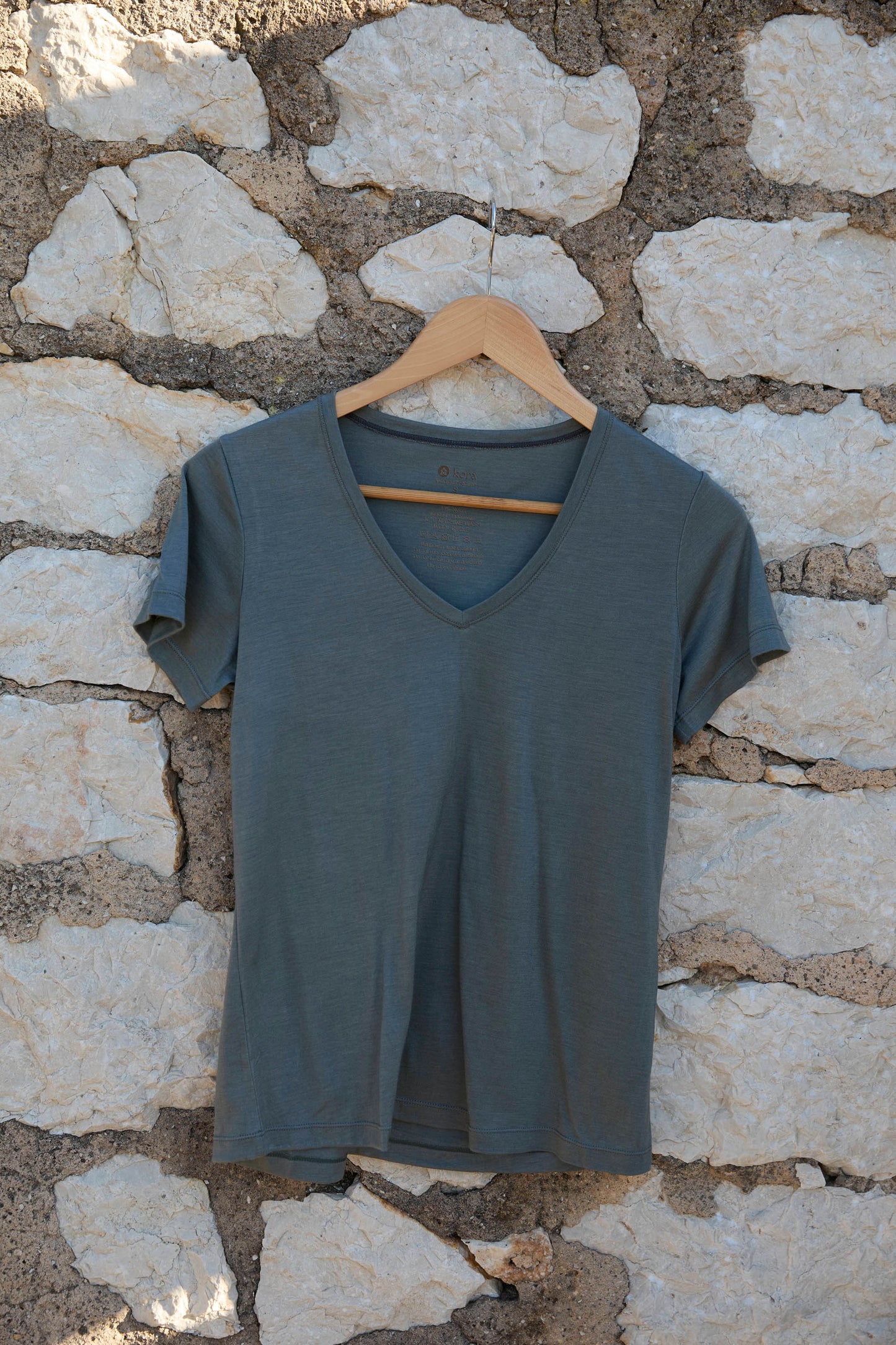 Women’s Halo Short Sleeve V-Neck - Riverstone