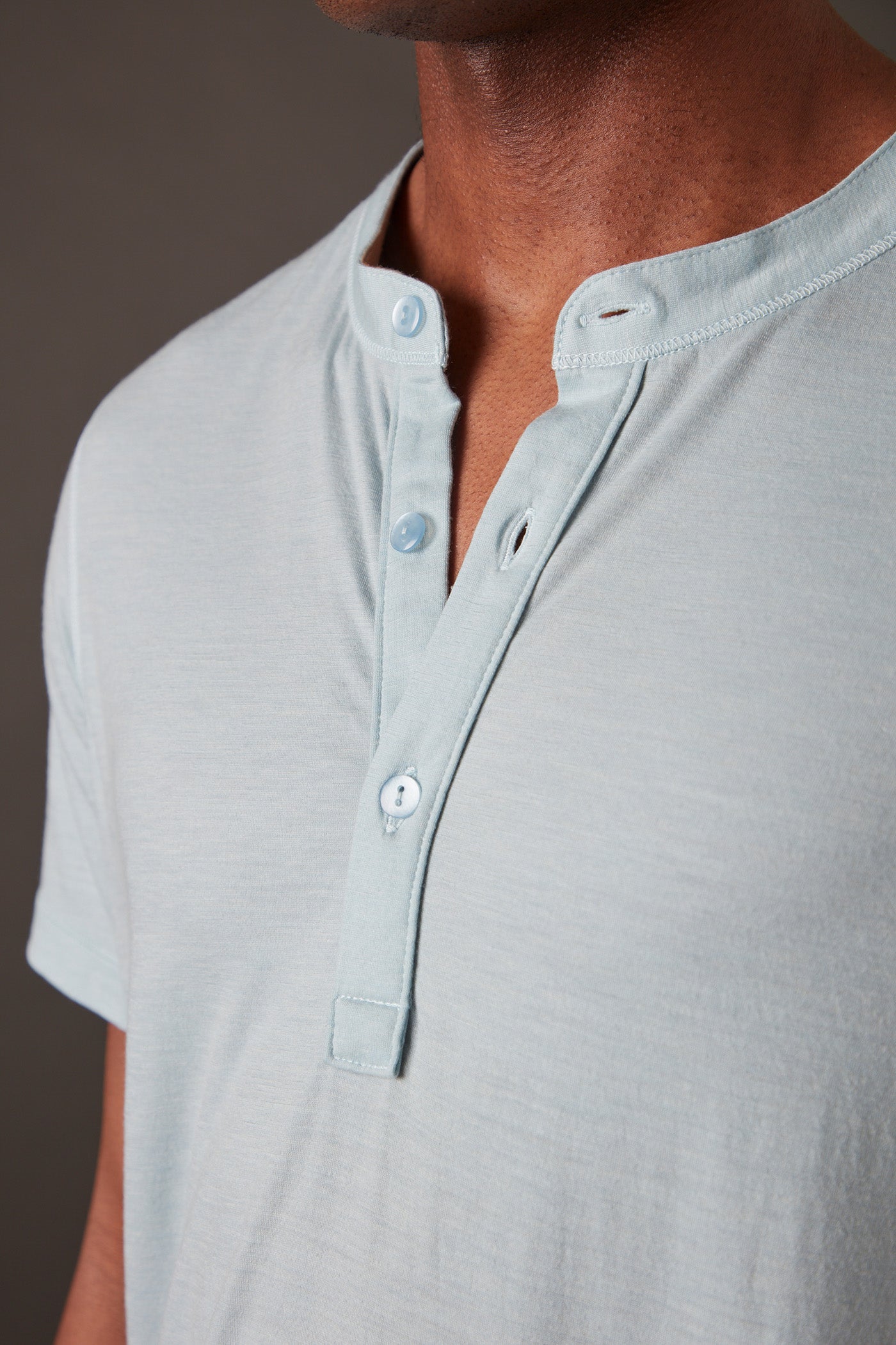 Men’s Halo Short Sleeve Henley - Glacier Blue