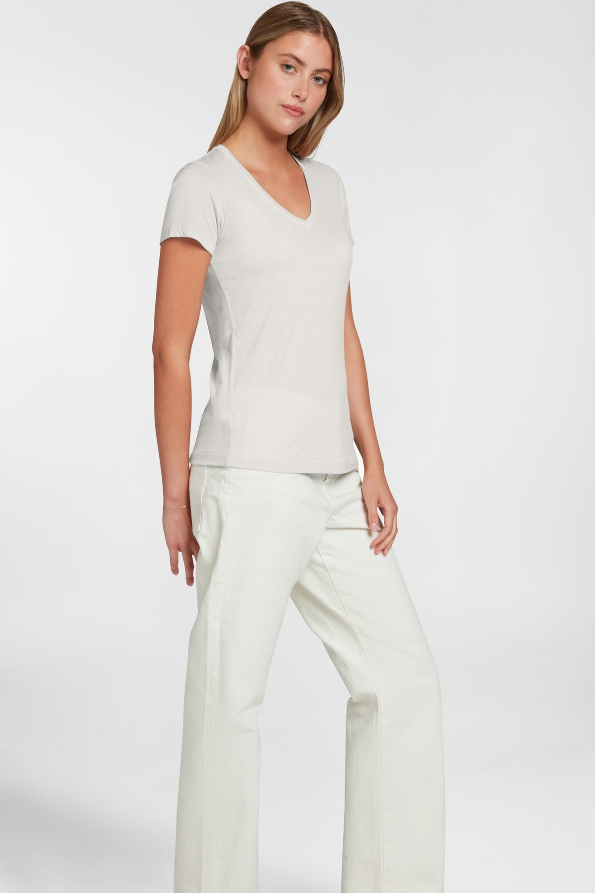 Women's Halo Short Sleeve V-Neck - Summit White