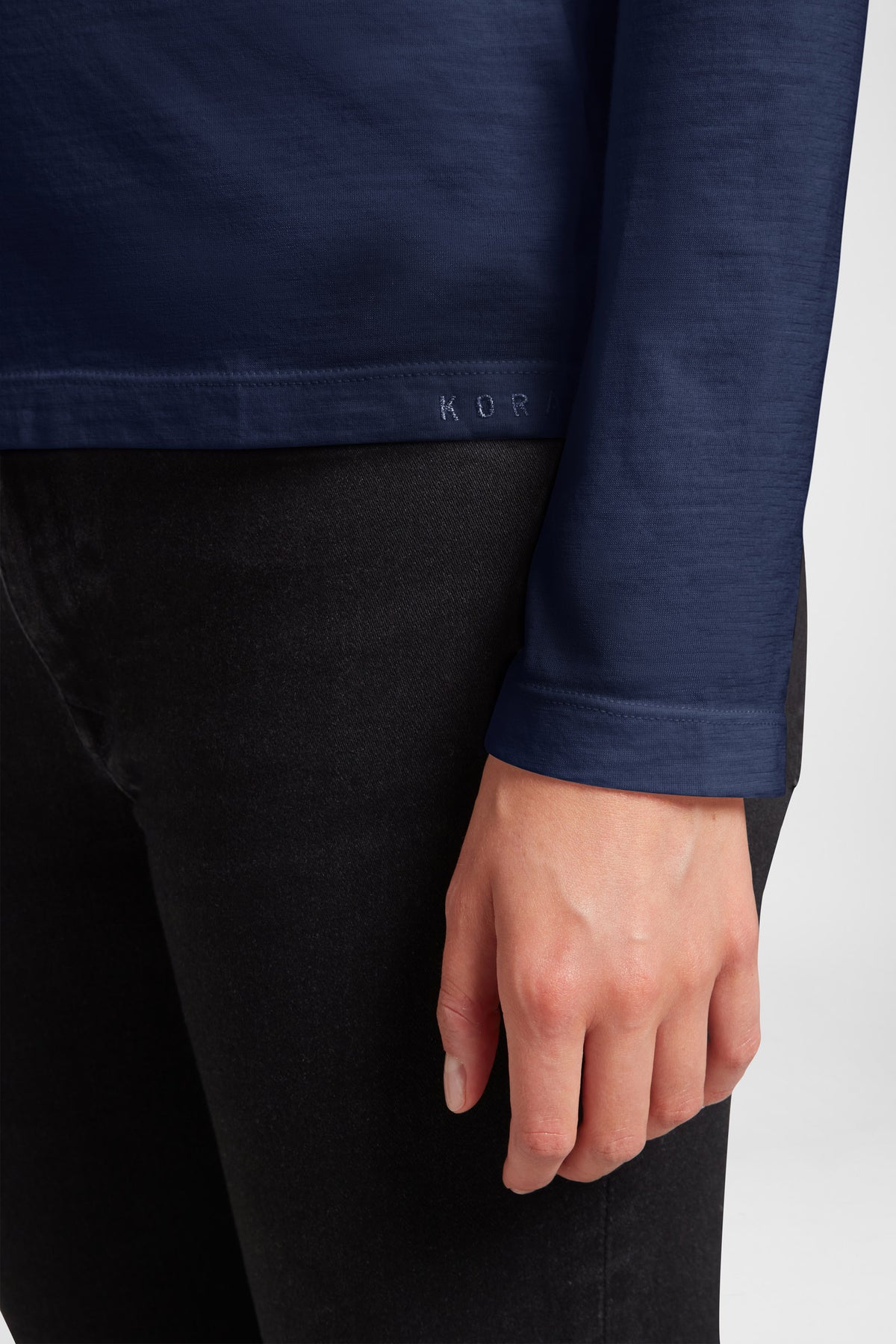 Women's Halo Long Sleeve Crew - Navy Blue