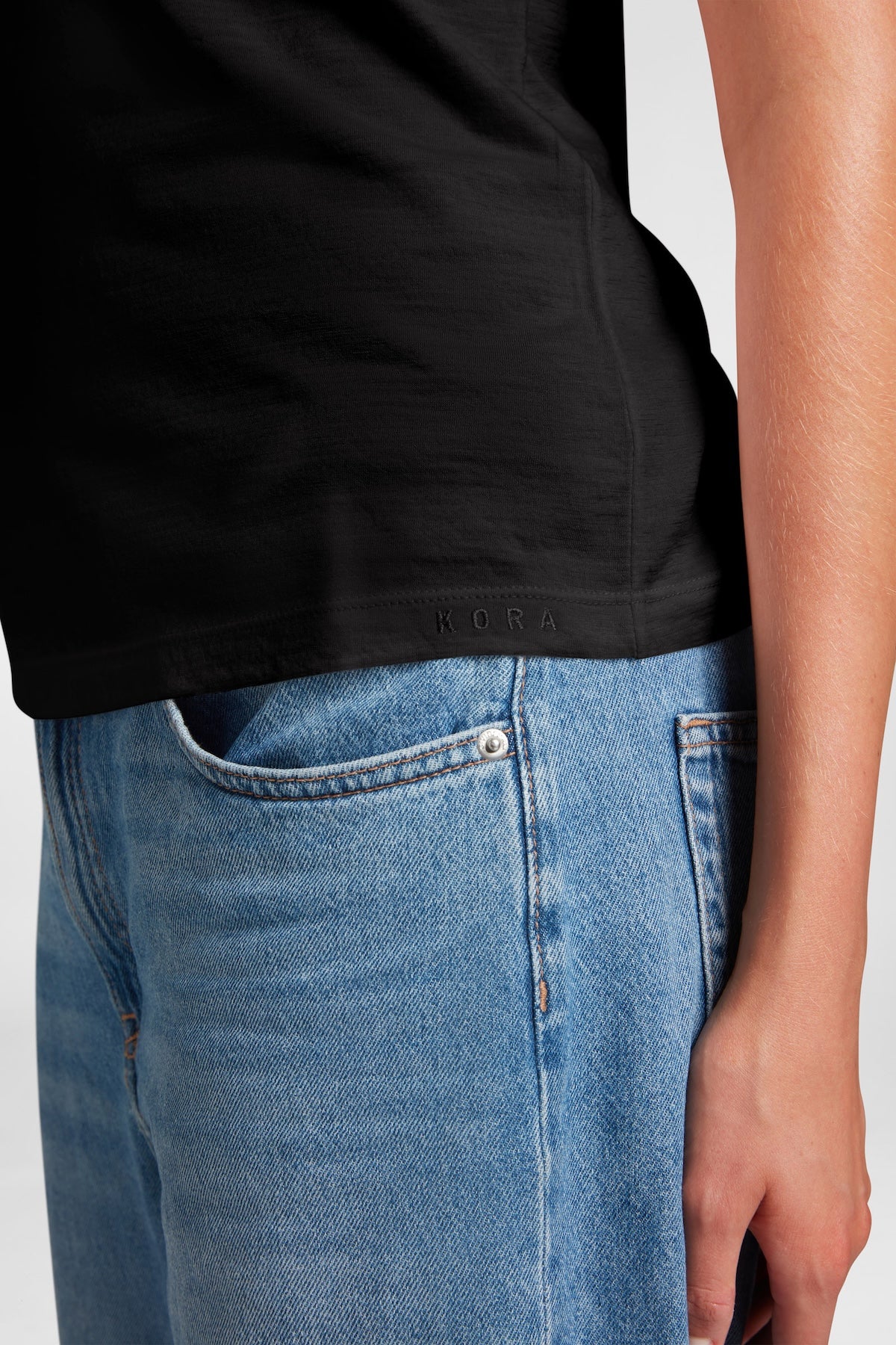 Women's Halo Short Sleeve Crew - Black